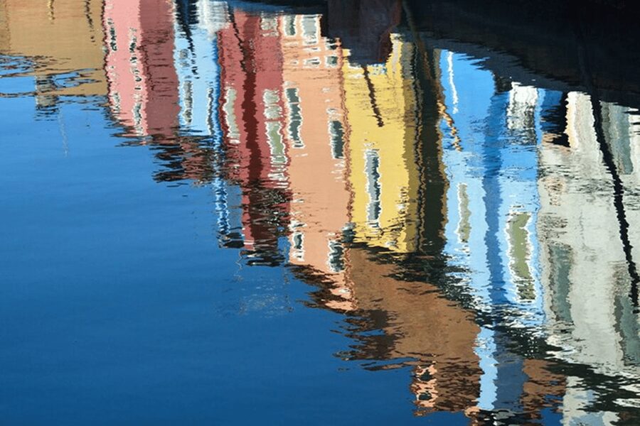 Venice Islands: Murano Glass & Burano Colors Guided Visit - Food, wine, and optional upgrades