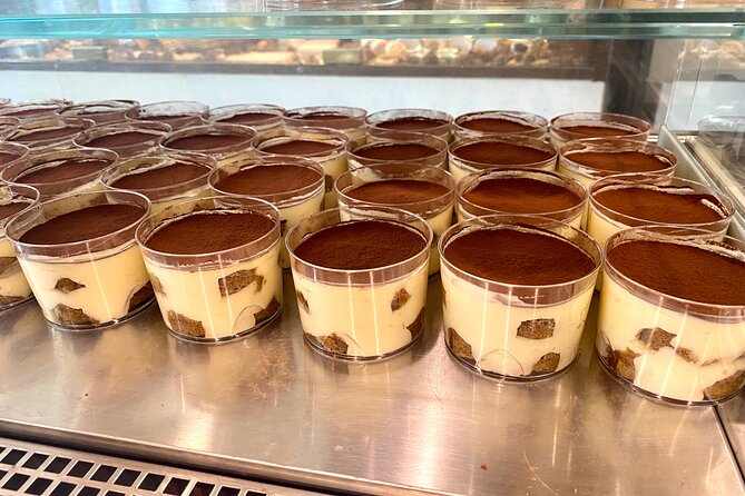 Venice: Jewish Ghetto & Cannaregio Area Food Tour: Pasta Wine Gelato and More! - Gelato makes a proper finish