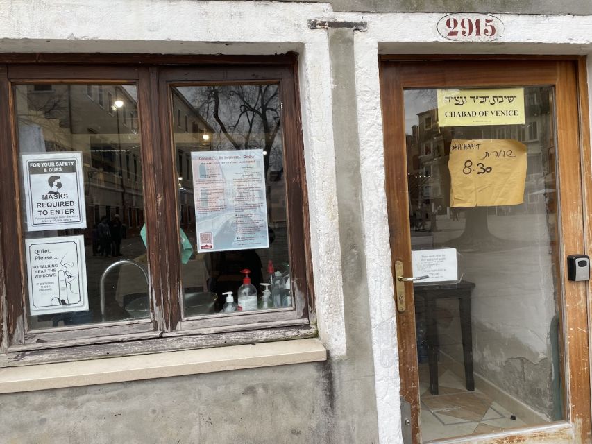 Venice: Jewish Ghetto Walking Tour with Synagogue Visits - The Levantine Synagogue and Venetian Jewish traditions