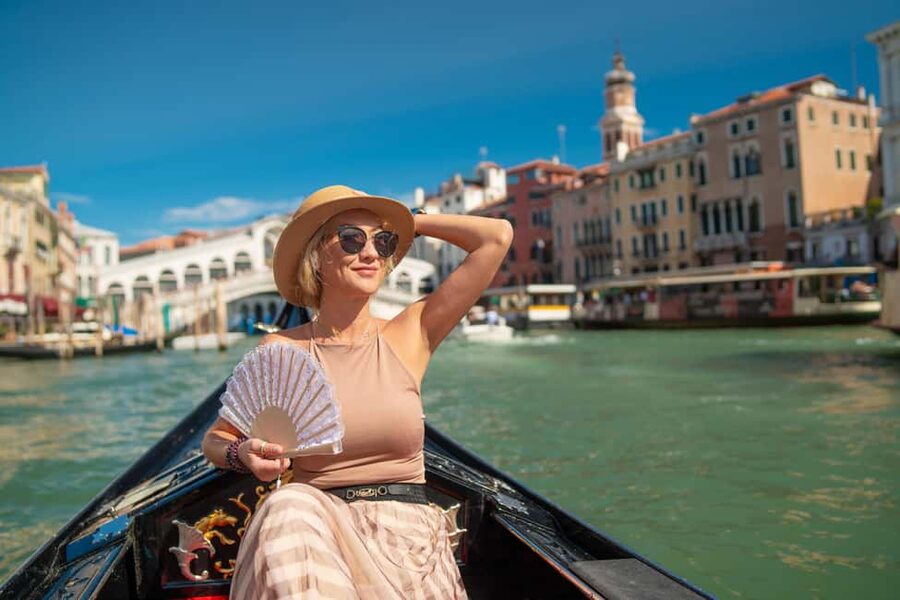 Venice: Off the Beaten Path Private Gondola Ride - The one-hour route adds the Grand Canal