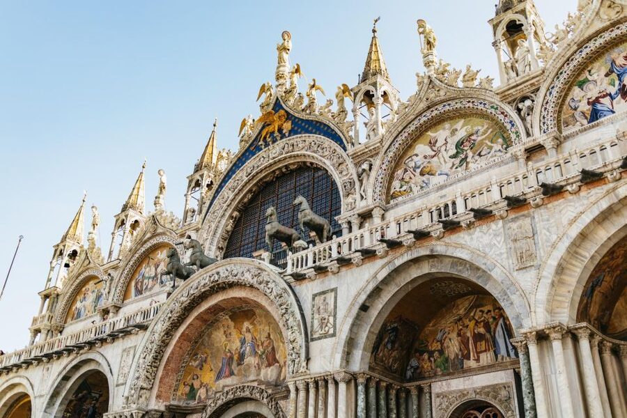 Venice: Private Entry Doge Palace & St. Mark Terraces Tour - The terrace view is worth the final climb