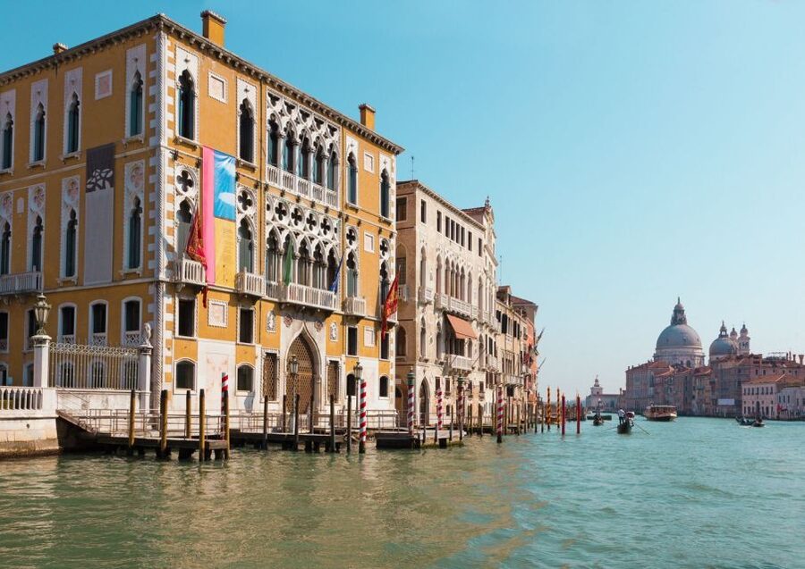 Venice: Private Gondola Cruise for up to 5 Passengers - Why a gondola still earns a place in your Venice plans