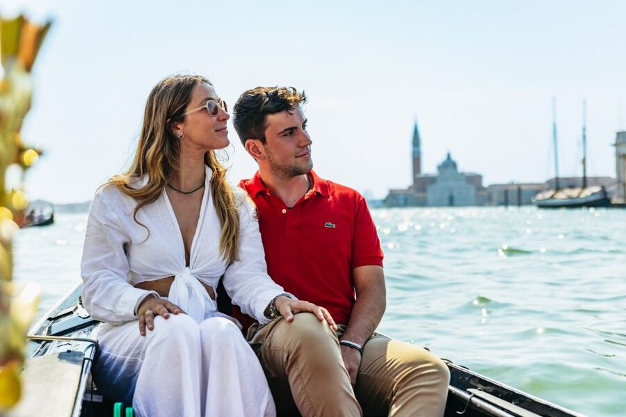Venice: Private Gondola Ride along Grand Canal - Ponte dell’Accademia And The First Water Views