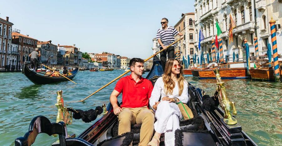Venice: Private Gondola Ride along Grand Canal - Finding Campiello Traghetto, Rio dellOrso