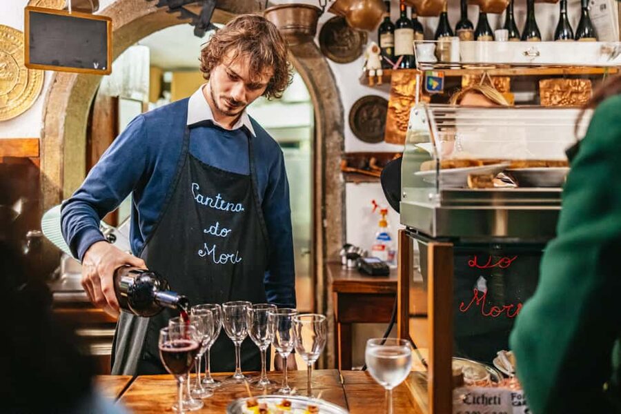 Venice: Rialto Market Food and Wine Lunchtime Tour - The Bellini’s Venetian backstory