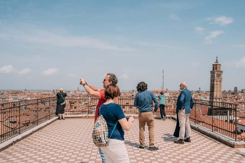 Venice: Rooftop Terraces Tour with Prosecco - Final Terrace: Prosecco Above the Grand Canal