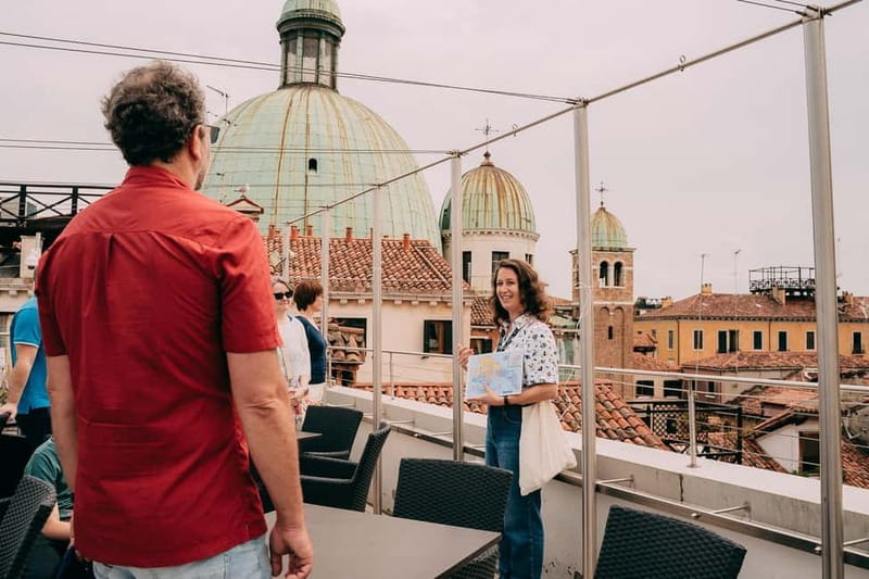 Venice: Rooftop Terraces Tour with Prosecco - The Guides Make the Difference