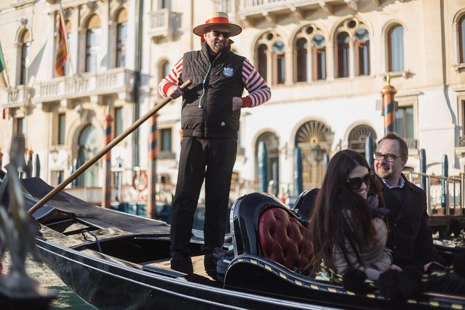 Venice's Icons: Basilica, Doge Palace, Rialto & Optional Gondola - The shared gondola ride: romantic, but read the fine print