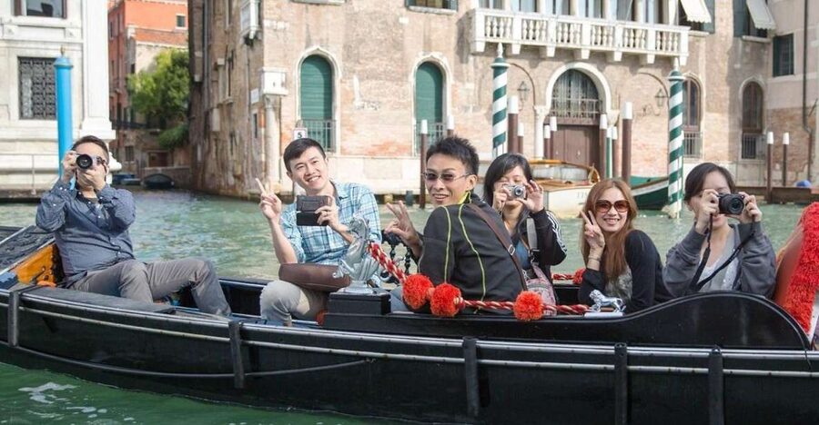 Venice: Shared Gondola Ride - Leaving the busy center for the canals