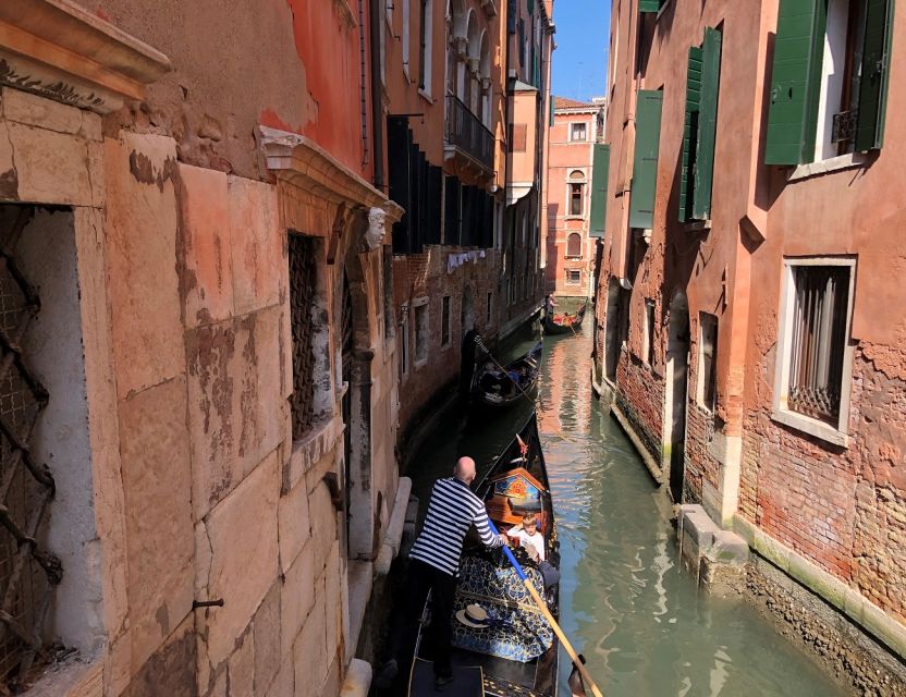 Venice: Shared Gondola Ride - Passing the Basilica della Salute