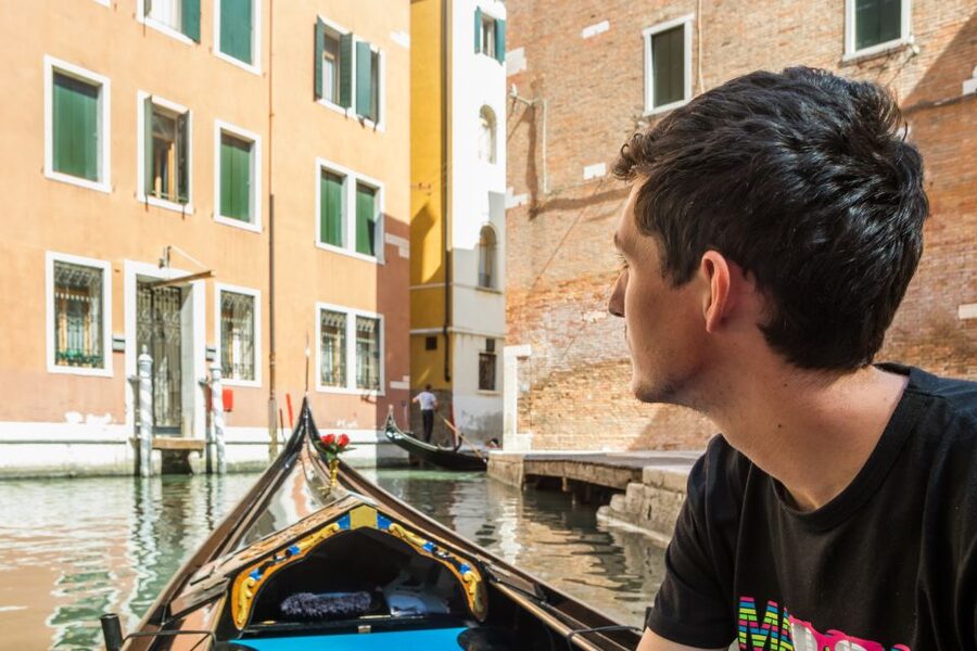 Venice: Shared Gondola Ride Across the Grand Canal - Meeting at the Royal Gardens ticket office
