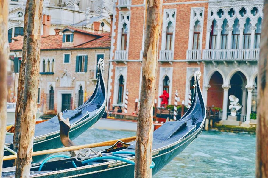Venice: Shared Gondola Ride through the Lagoon City - Morning, afternoon, or sunset departure?