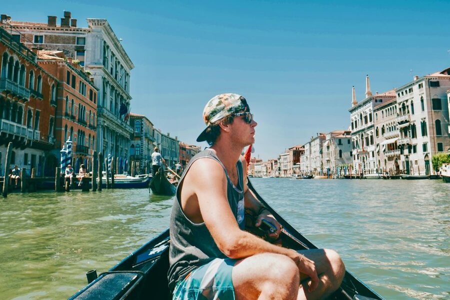 Venice: Shared Gondola Ride through the Lagoon City - The first 10 minutes on the Grand Canal