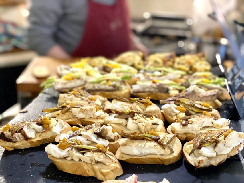 Venice: Street Food Tour with a Local Guide and Tastings - A Taste Of Dorsoduro At Campo Santa Margherita