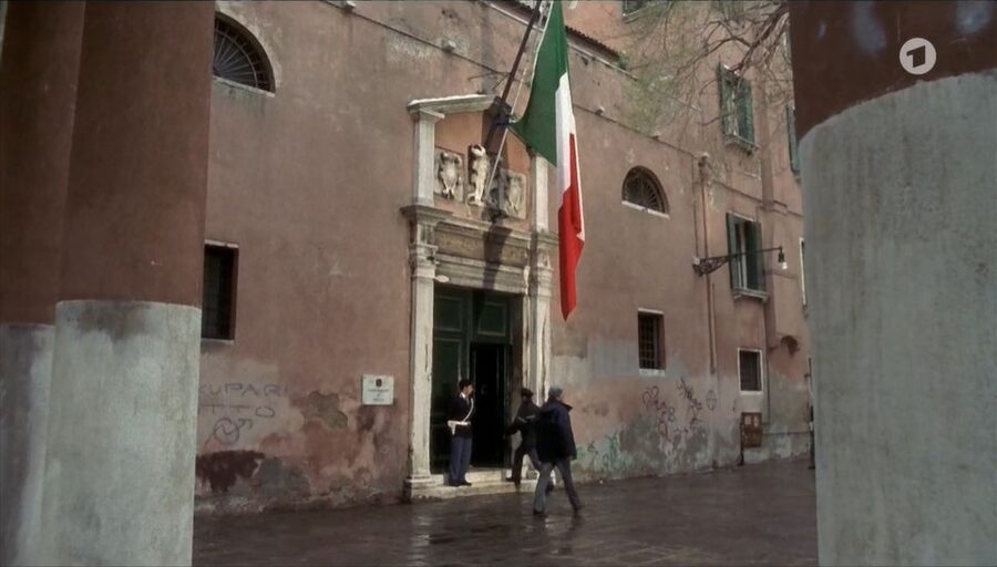 Venice: The Footsteps of Commissario Brunetti Walking Tour - The Ghetto and Cannaregio away from the crowds