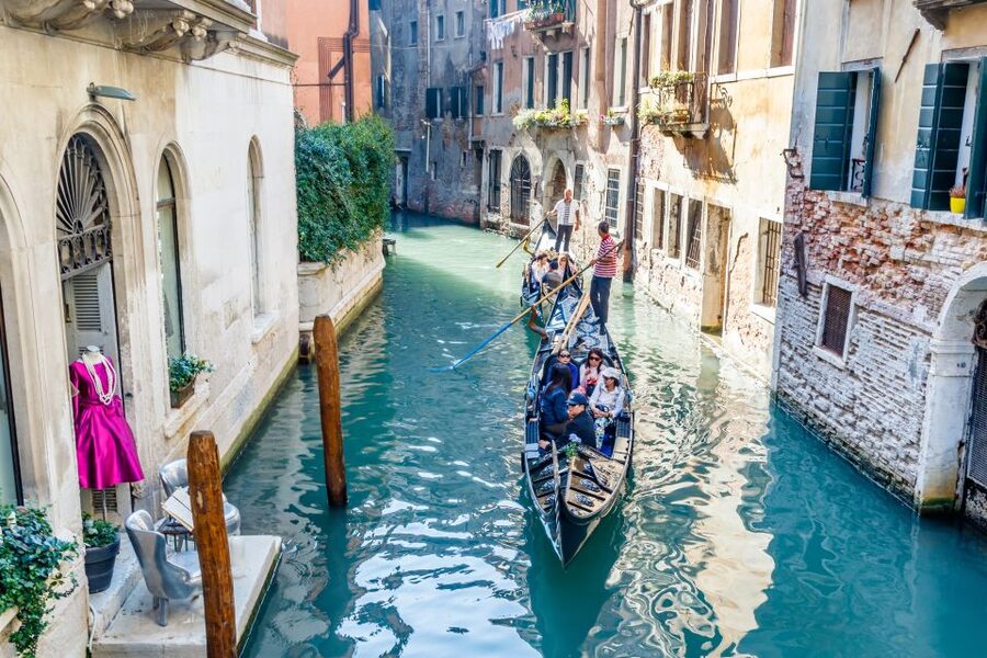 Venice: Traditional Shared Gondola Ride - Grand Canal Views And Santa Maria della Salute