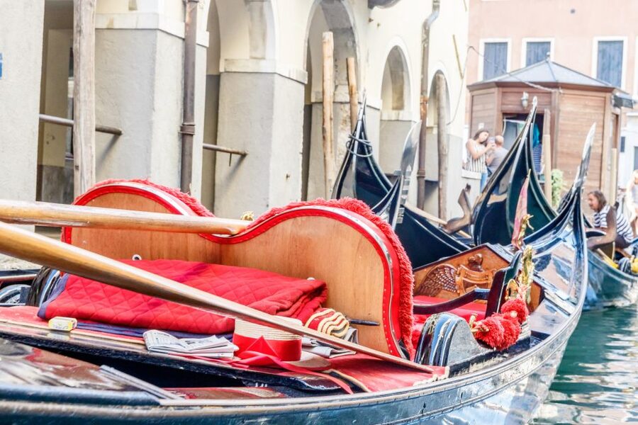Venice: Traditional Shared Gondola Ride - Who Will Like This Ride Most?