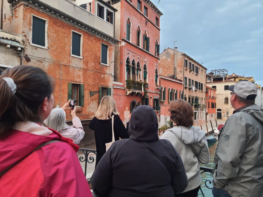 Venice: Walking Guided Tour of the City Must-See Sites - Ending in St. Mark’s Square