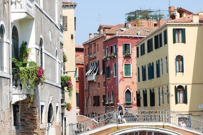 Venice Walking Tour and Gondola Ride - Headsets, weather, and physical demands