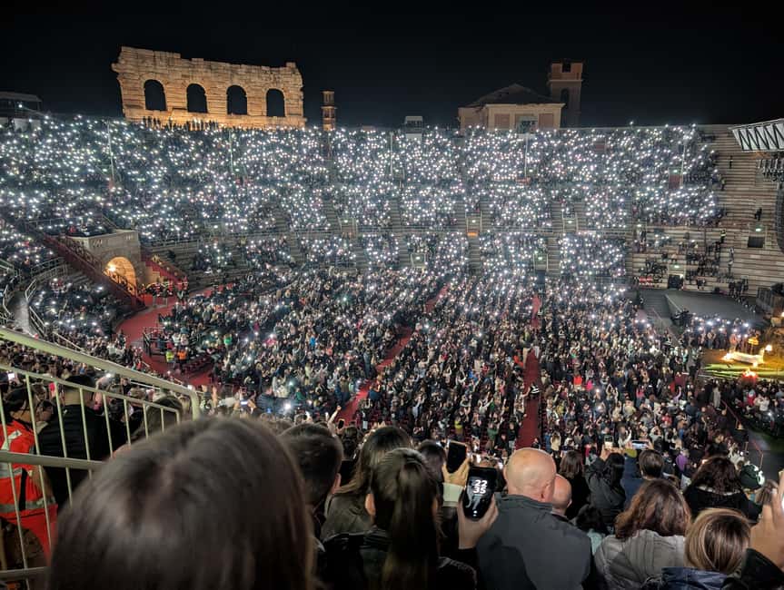Verona: Arena di Verona Opera Ticket - What you can and cannot take inside