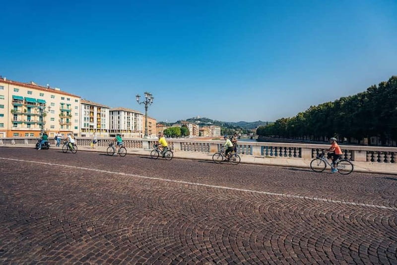 Verona: Classic and Hidden Gems Bike Tour - Key points at a glance