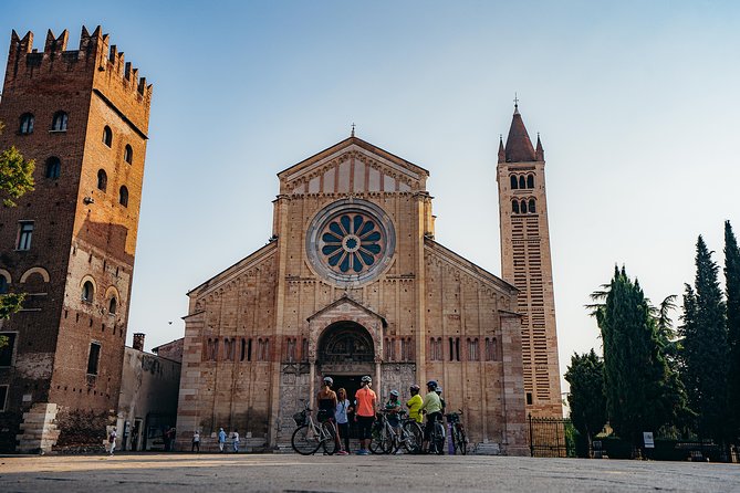 Verona e-bike tour: city center and panoramic views - Sottoriva, San Fermo, and the Heart of Verona