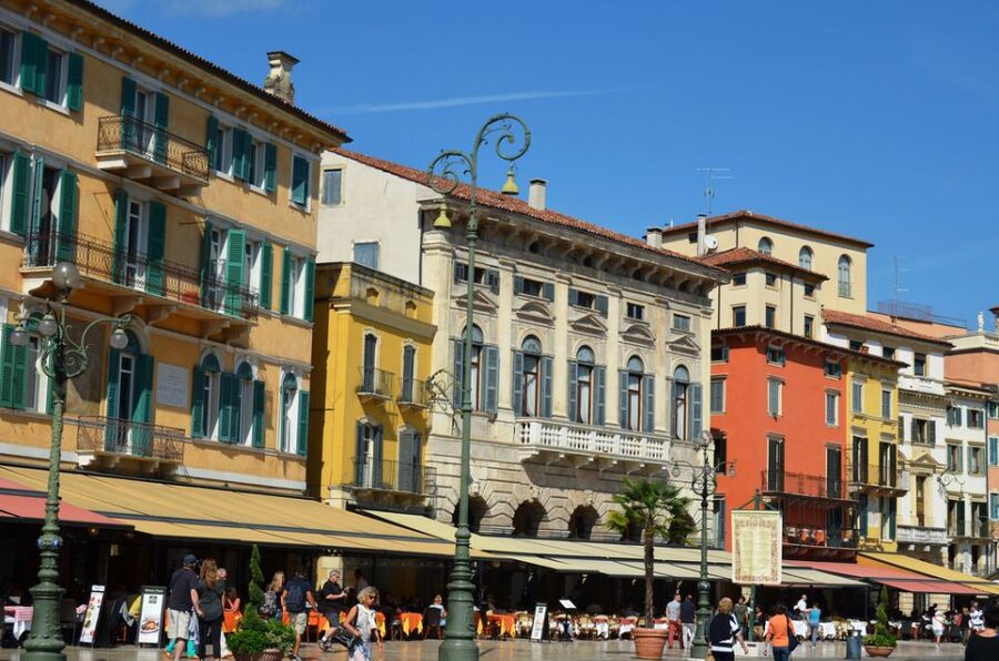 Verona Full-Day Tour from Lake Garda - Why Verona makes a good day trip from Lake Garda