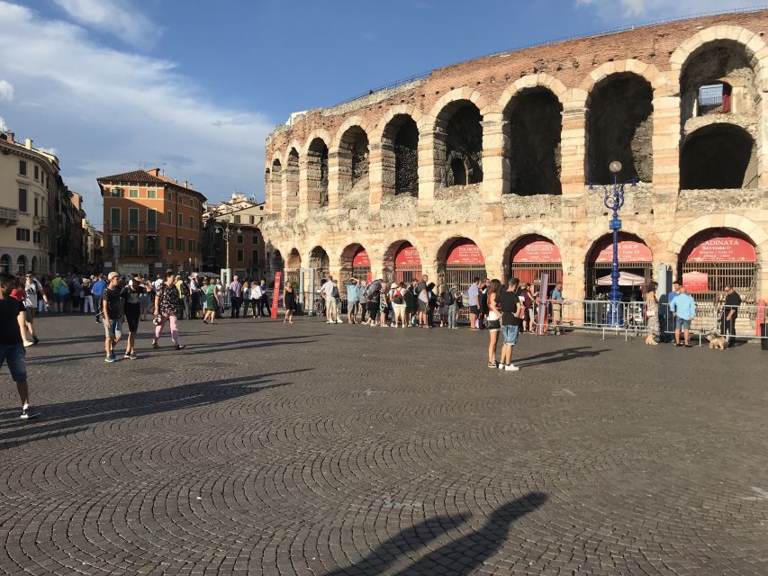 Verona Full-Day Tour from Lake Garda - Free time, shopping, and choosing your own Verona