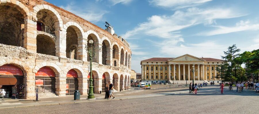 Verona Full-Day Tour from Lake Garda - The coach ride from Lake Garda