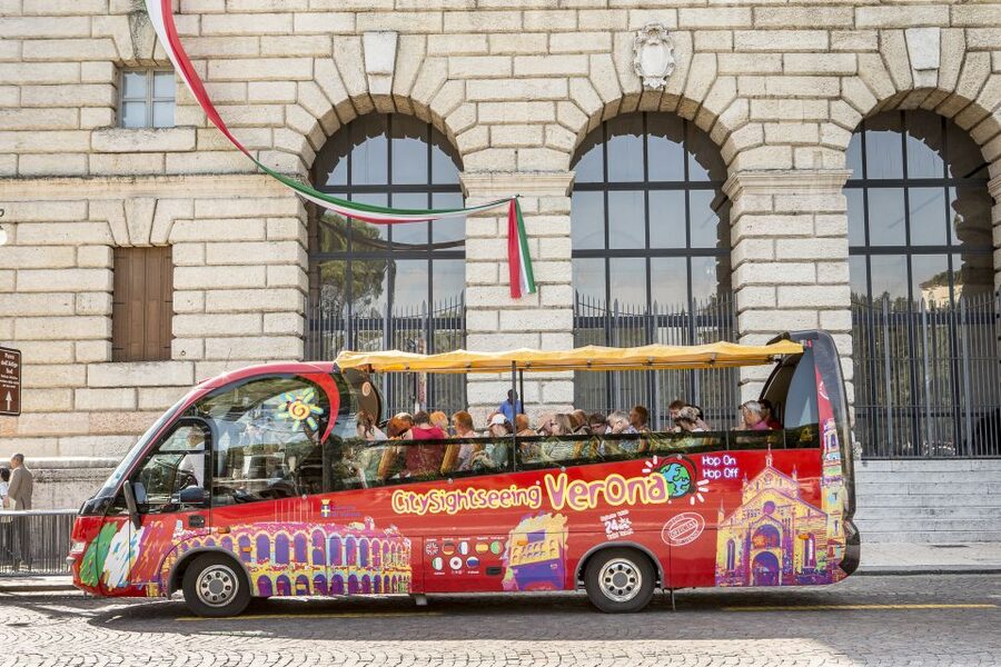 Verona: Hop-on Hop-off Tour 24 or 48-Hour Ticket - Why Verona works well from the top deck
