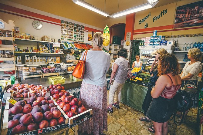 Verona: Italian Cooking Class with Pasta, Risotto and Tiramisù - Coffee, an aperitif, and the plan for the morning