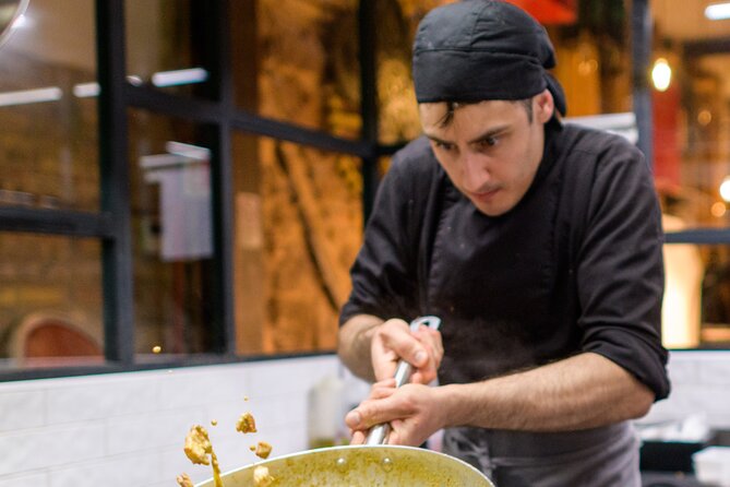 Verona: Pasta and Tiramisu Cooking Class With Free Flowing Wine - Arriving near the Arena