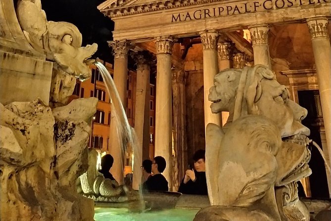 Walk the magic of Rome at night - Ending at the Spanish Steps